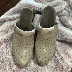 Rachel Comey platform mule sz 9 ostrich embossed leather. Vintage
